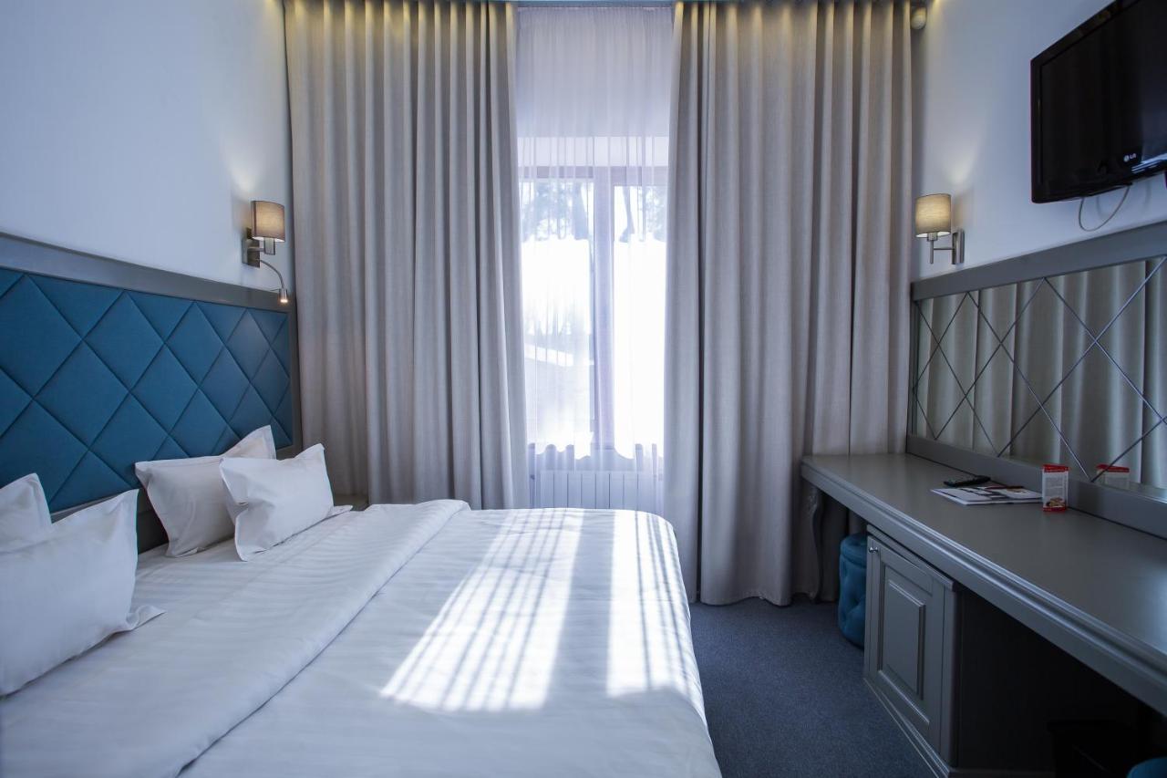 Spa-Hotel Myslyvskiy Dvir Kiev Bagian luar foto
