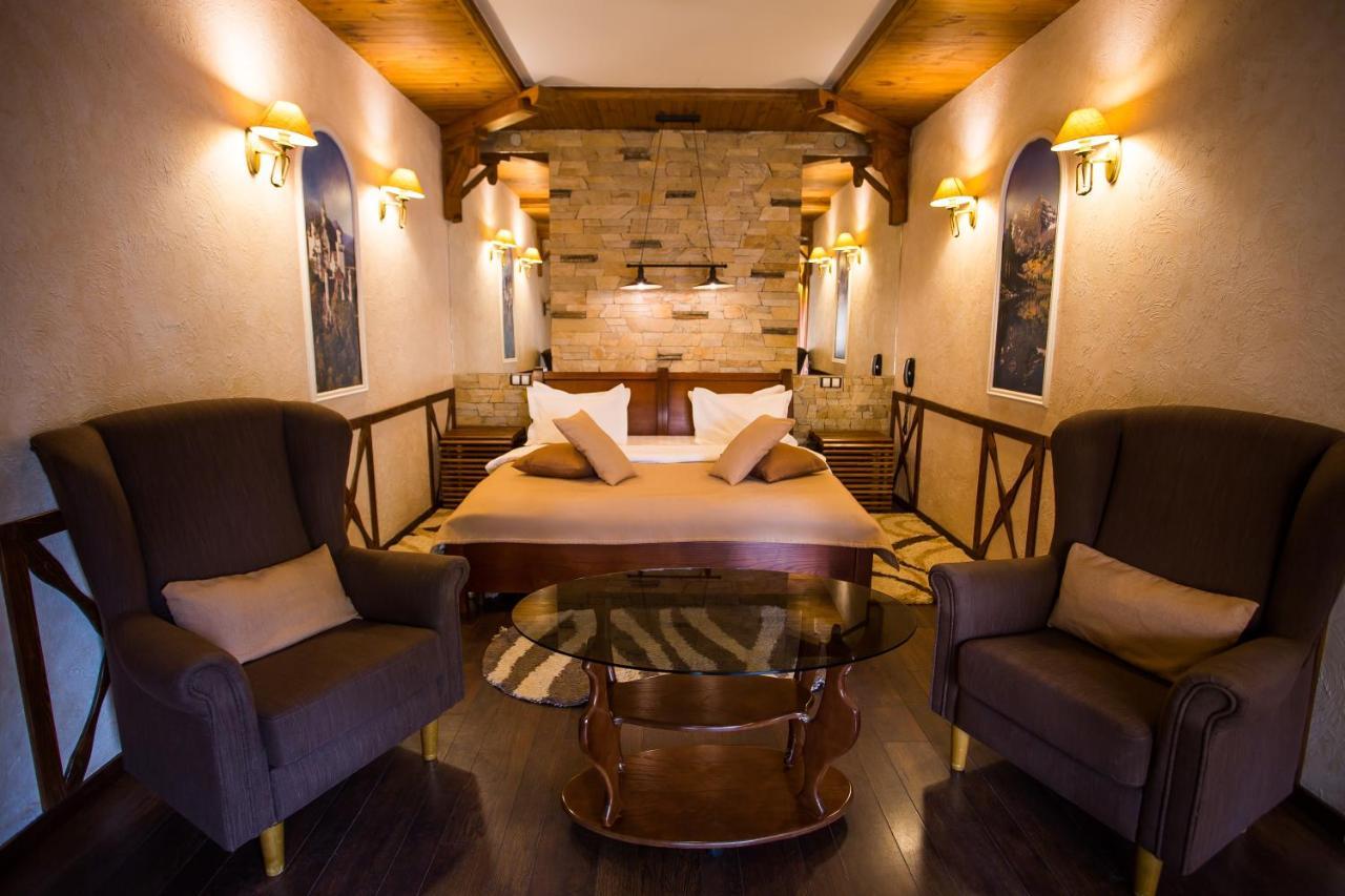 Spa-Hotel Myslyvskiy Dvir Kiev Bagian luar foto