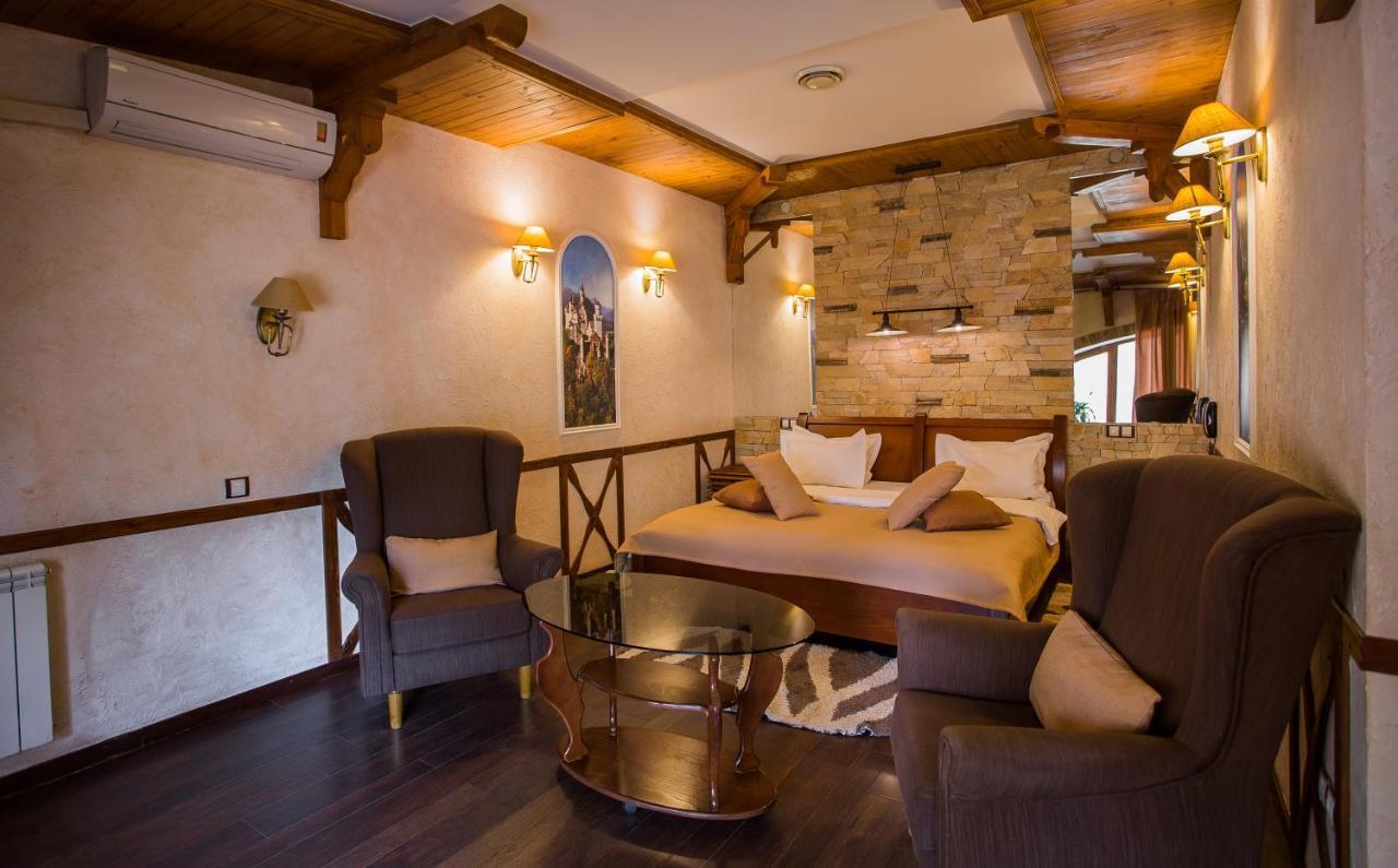 Spa-Hotel Myslyvskiy Dvir Kiev Bagian luar foto