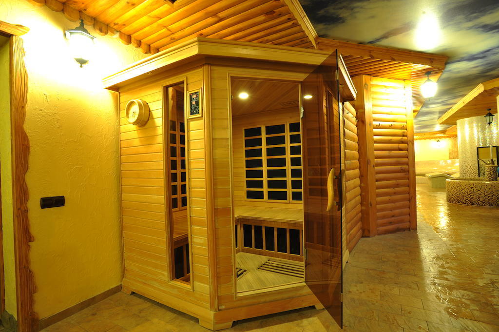 Spa-Hotel Myslyvskiy Dvir Kiev Bagian luar foto