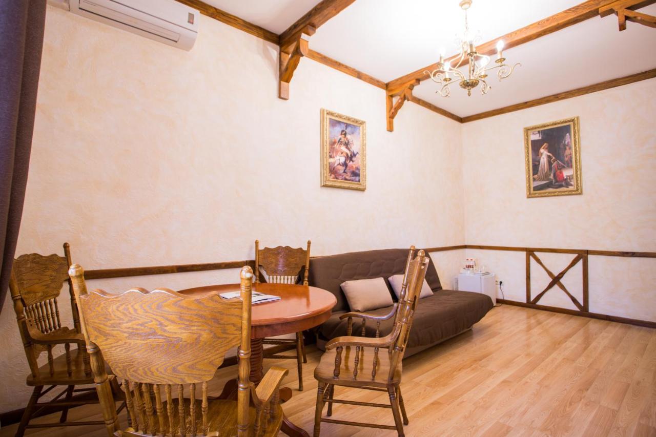 Spa-Hotel Myslyvskiy Dvir Kiev Bagian luar foto